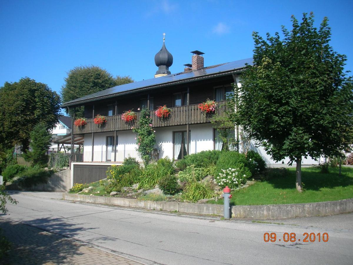 Zur Post Hotel *